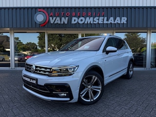 Volkswagen Tiguan 1.4 TSI Join ACT Highline Business R - Trekhaak Pano Camera Carplay