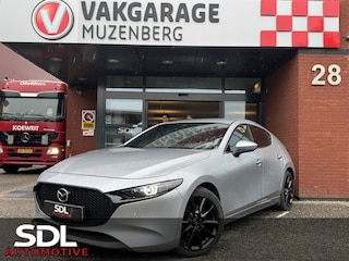 Mazda 3 2.0 e-SkyActiv-X M Hybrid 180PK!! Comfort // BOSE PREMIUM AUDIO // NAVI // CAMERA // ADAPTIVE CRUISE // APPLE CARPLAY - ANDROID AUTO //