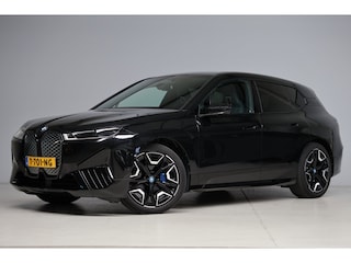 BMW iX XDrive40 M-sport | panorama skylounge | elek. trekhaak | softclose | laser light | harmankardon | adap. cruise | keyless