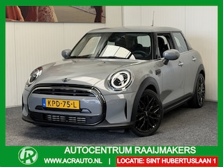 Mini Cooper 5-DEURS 1.5 CLASSIC AUTOMAAT NAVIGATIE CRUISE CONTROL CLIMATE CONTROL BLUETOOTH TELEFOON APPLE CARPLAY/ANDROID NIEUWE 17" LM VELGEN PDC ZEER MOOI !!