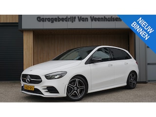 Mercedes-Benz B-klasse 220 192pk AMG line Burmeister Widescreen pdc Led Keyless *85293km* Cruise Trekhaak 18 inch LM *NL auto*