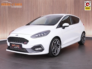 Ford Fiesta ST-3 1.5 200pk |B&O|Apple Carplay|LED-koplampen|Keyless|winterpack|cruise control|parkeersensoren achter|18" LMV|