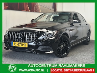 Mercedes-Benz C-klasse 180 PRESTIGE AUTOMAAT NAVIGATIE STOELVERWARMING CRUISE CONTROL BLUETOOTH TELEFOON MEDIA VOORBEREIDING RIJSTROOKSENSOREN DODEHOEKSENSOREN PDC ZEER MOOI !! ZWARTE GRILLE- DIFFUSERS UITLAATSYSTEEM  MET KLEPSYSTEEM