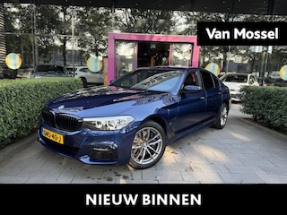 BMW 530e iPerformance High Executive | WORDT VERWACHT | ACHTERUITRIJCAMERA | APPLE CARPLAY - ANDROID AUTO | STOELVERWARMING | NAVIGATIE | ELEKTRISCHE KOFFERKLEP |