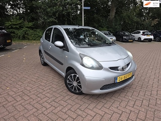 Toyota Aygo 1.0-12V + Automaat Airco 5DR