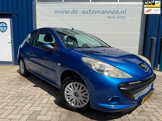 Peugeot 206 1.4 XS 3-deurs / AIRCO / CRUISE / TREKHAAK / NWE APK VOOR AFL