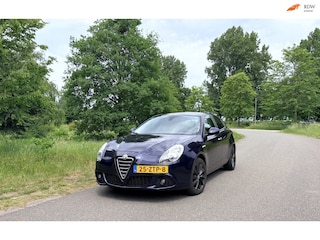 Alfa Romeo Giulietta 2.0 JTDm Distinctive Nieuwe APK!