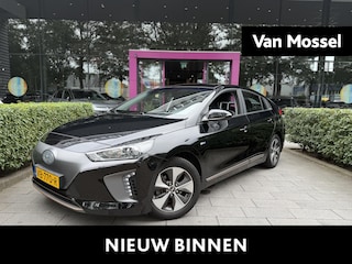 Hyundai Ioniq Comfort EV 28 kWh | WORDT VERWACHT | SOH 97,5% | APPLE CARPLAY | ANDROID AUTO | ACHTERUITRIJCAMERA | INFINITY GELUIDSSYSTEEM | PARKEERSENSOREN ACHTER | CRUISE CONTROL | RIJSTROOKHULP | NAVIGATIE | CLIMATE CONTROL | DRIVE MODE | BLUETOOTH | AUX | USB | DAB RADIO |