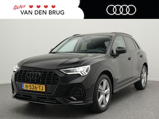 Audi Q3 S-Line 35 TFSI 150pk | Panoramadak | Trekhaak | Stoelverwarming | Elektr. bedienbare achterklep | Achteruitrijcamera |