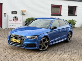 Audi A3 Limousine 2.0 TFSI 190pk S tronic quattro S Line Edition/ Inklapbare trekhaak/ Volledig eerste lak/ Complete onderhoudshistorie/ Standkachel/ Stoelverwarming