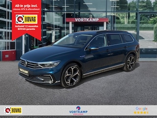 Volkswagen Passat 1.4 TSI GTE TREKHAAK/PANO-DAK/360CAM/ACC/HUD/DIG-DASH/STOEL+STUURVERW