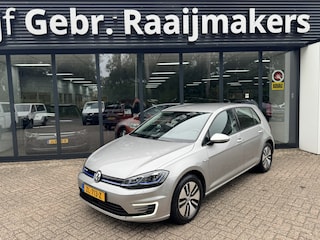 Volkswagen Golf *Warmtepomp*LED*Camera*ACC*92%SOH*