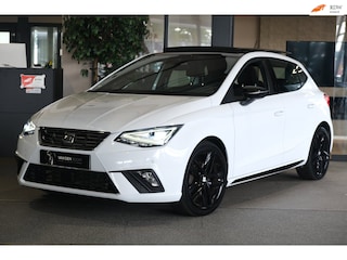 Seat Ibiza 1.0 EcoTSI FR 110PK DSG Pro Black Edition Facelift Pano Alcantara Cam Led
