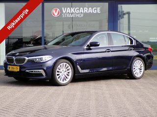 BMW 530e iPerformance High Executive, Leder / Sensoren + Camera  / Stoelverwarming / Full LED. / Climate Control / Navigatie / 18'' LMV