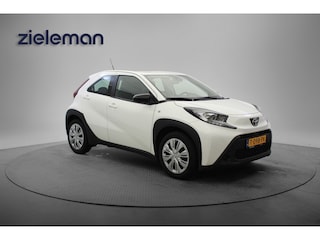 Toyota Aygo 1.0 VVT-i MT Automaat - Carplay, Camera, Adaptive Cruise, Airco