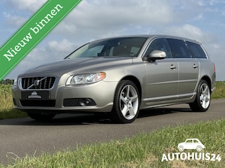 Volvo V70 3.2 Summum TREKHAAK|FOUR-C|XENON|KEYLESS| NL-AUTO