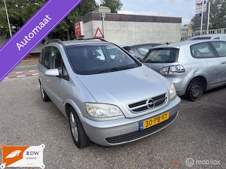 Opel Zafira 2.2-16V Comfort
