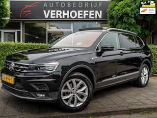 Volkswagen Tiguan 1.4 TSI Highline - PANORAMADAK - APPLE CARPLAY - AUTOMAAT - ADAPTIVE / LANE ASSIST - PARKEERCAMERA !