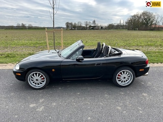 Mazda MX-5 1.8i