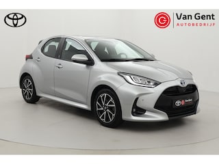 Toyota Yaris 1.5 Hybrid Dynamic | Apple Carplay / Android Auto | Dodehoek detectie | Parkeersensoren voor/achter | Stoelverwarming | Adaptive Cruise | Clima | Keyless | Camera | 16 inch