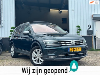 Volkswagen Tiguan 2.0 | TSI | 4Motion| Highline | Business R | PANO | AUTOMAAT |