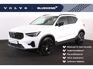 Volvo XC40 B3 Plus Black Edition - IntelliSafe Assist & Surround - 360º Camera - Harman Kardon audio - Verwarmde voorstoelen & stuur - Parkeersensoren voor & achter - Elektr. bedienb. voorstoelen met geheugen links - Draadloze tel. lader - Standkachel - Extra getint glas - 20'' LMV