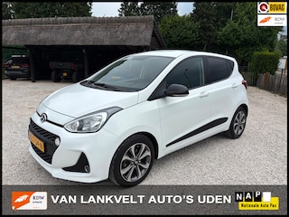 Hyundai i10 1.0i i-Premium Stoelverw. Navi, Climate