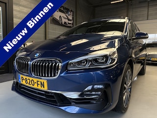 BMW 2-serie Tourer 220i 7p. Business Edition Plus Cruise, Navi, Head-up Display, Pano