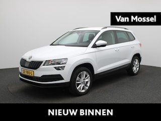 Skoda Karoq 1.0 TSI Ambition Business 115 PK | Automaat | Navigatie | Trekhaak | Achteruitrijcamera | Apple Carplay/Android Auto | Adaptive Cruise Control | Climate Control | Stoelverwarming | Privacy Glass | Parkeersensoren | Lichtmetalen velgen |