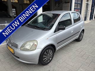 Toyota Yaris 1.3-16V VVT-i Luna NAP/APK 02-2027/5 DEURS