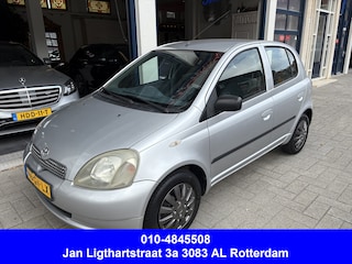 Toyota Yaris 1.3-16V VVT-i Luna NAP/APK 02-2027/5 DEURS