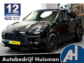 Porsche Cayenne 4.0 Turbo 405kW/550pk Tiptronic S Techart! PANODAMADAK + LUCHTVERING + SPORT DESIGN + RSE + STUURVERWARMING + 18-WEG STOELEN + 4-WIELSTURING + PSCB REMSYSTEEM + STOELVERWARMING V&A + KEYLESS + SOFTCLOSE + PDLS PLUS + SPORTUITLAAT + 22" LM-VELGEN!!