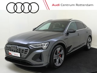 Audi Q8 e-tron 55 quattro S Edition 115 kWh | Panoramadak | Trekhaak | Luchtvering | 4-zone airco | 360 camera | Head-up display | LED matrix verlichting | Dodehoek detectie |