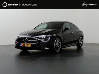 Mercedes-Benz CLA 180 Business Solution AMG | Panoramadak | Trekhaak | Nightpakket | Sportstoelen| Dodehoekassistent | Matrix Led |