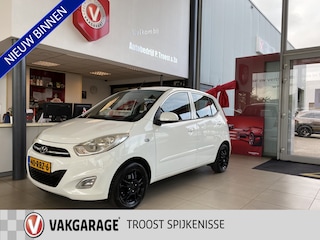 Hyundai i10 1.1!!!!i-Motion,5Deurs,5Zits,Stuurbekrachting,Elektrischpakket,Aux Ipod Usb Aansluiting,14 Inch Lmv
