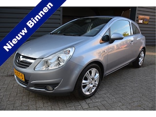 Opel Corsa 1.2-16V Edition Airco Trekhaak