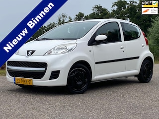 Peugeot 107 1.0-12V XS 5DRS NAVI AIRCO NAP GOED ONDERHOUDEN