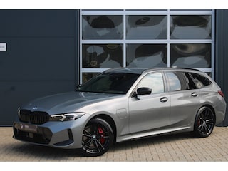 BMW 3-serie Touring 330e M-Sport Pro | ACC | Head-up | HK | 19''