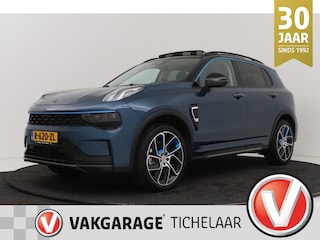 Lynk & Co 01 1.5 | Org NL | Panoramadak | CarPlay | 360 Camera | Stoelverwarming |