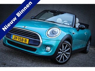 Mini Cooper Cabrio 1.5 Chili Serious Business Net binnen-Nu al te bezichtigen