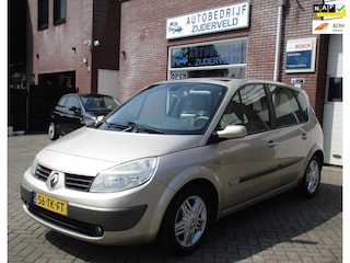 Renault Scénic 1.6-16V Tech Line