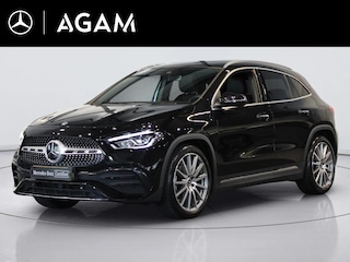 Mercedes-Benz GLA 180 AMG Line | Panorama dak