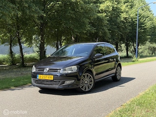 Volkswagen Polo 1.2 TSI*STOELVERWARMING*APK 2/27*PARKEERSENSOR