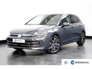 Volkswagen Golf 1.5 eHybrid 204PK Style Edition | ACC | Elektrische stoelen met geheugen | Navigatie | Head-up display | Stoelverwarming voor | Wegklapbare trekhaak | Massage functie | VERLENGDE GARANTIE