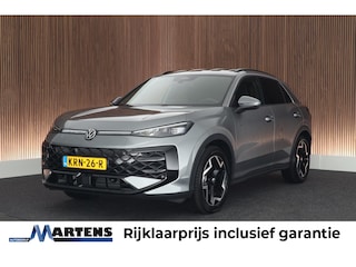 Volkswagen T-Roc 1.5 eTsi 150pk DSG R-Line First Edition Trekhaak Camera Stoelverwarming Keyless Virtual Cockpit Navigatie