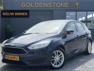 Ford Focus 1.0 Trend Edition Dealer Onderhouden,Trekhaak,Navi,Airco,Cruise,2e Eigenaar,N.A.P,102pk,Nieuwe Apk bij Aflevering