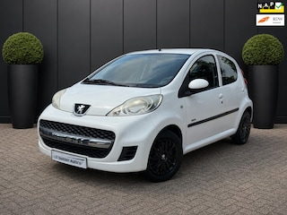 Peugeot 107 1.0-12V Millesim 200 APK 18-08-2027 GROOT SCHERM 5 DEURS