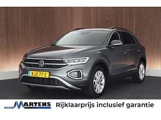 Volkswagen T-Roc 1.5 TSI 150pk DSG Style Trekhaak Camera Stoelverwarming Massage Virtual Cockpit Navigatie