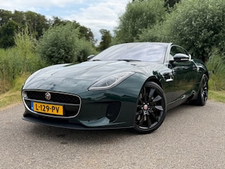 Jaguar F-type 2.0T R-Dynamic / Panoramadak / Meridian / Camera / Alcantara bekleding / Keyless entry / Goed onderhouden