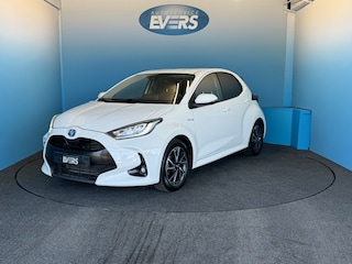 Toyota Yaris 1.5 Hybrid Dynamic AUTOMAAT
